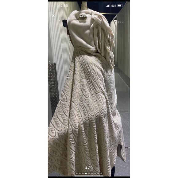 Justice Blanket novelty character unicorn hooded throw blanket/shawl - Picture 4 of 8